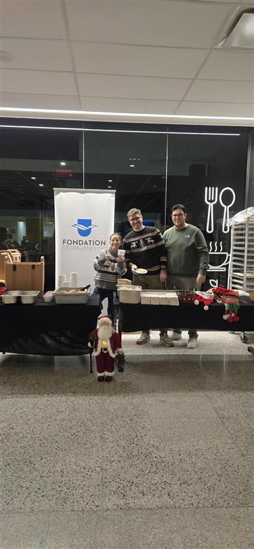 Midi soupe populaire pour les personnes étudiantes